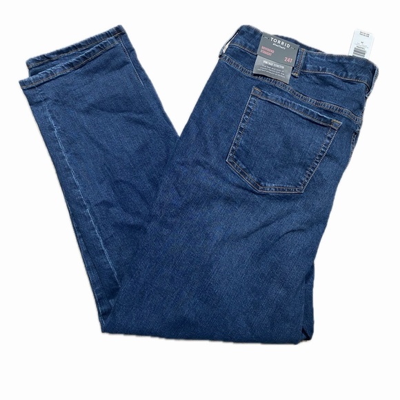 Torrid Vintage Boyfriend Straight Jeans Size 24 Tall - Picture 2 of 6